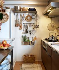 Kitchen Hacks: Creative DIY Solutions for a Tidy Kitchen in 5 Minutes